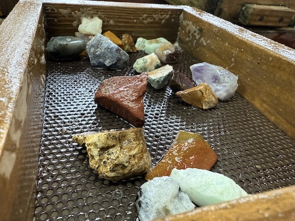 rocks to be tumbled